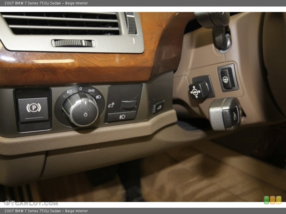 Beige Interior Controls for the 2007 BMW 7 Series 750Li Sedan #80943453