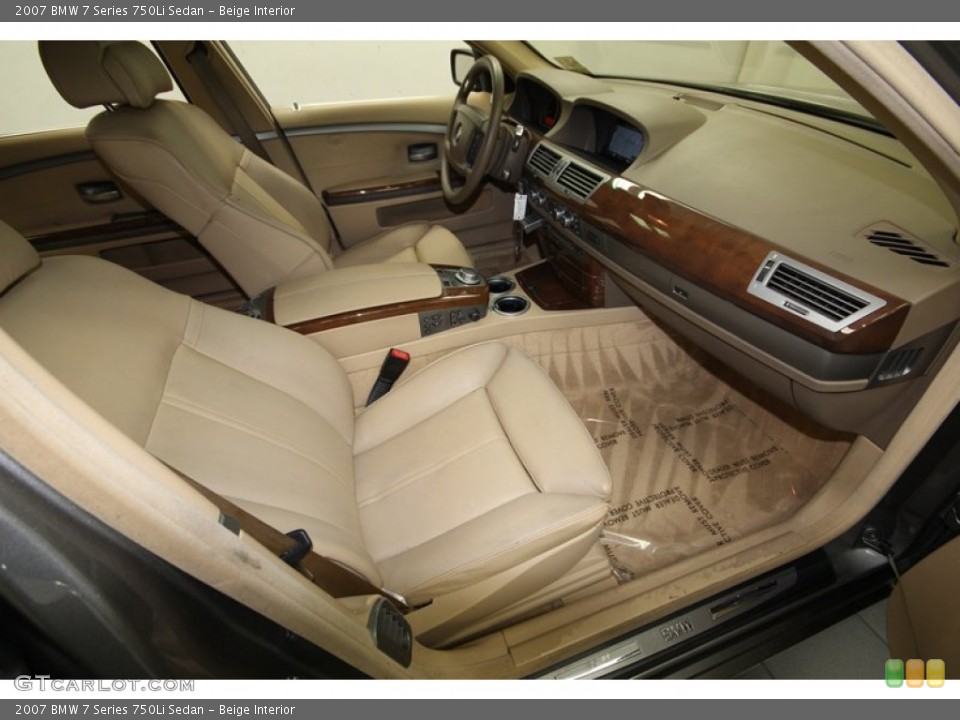 Beige Interior Photo for the 2007 BMW 7 Series 750Li Sedan #80943609