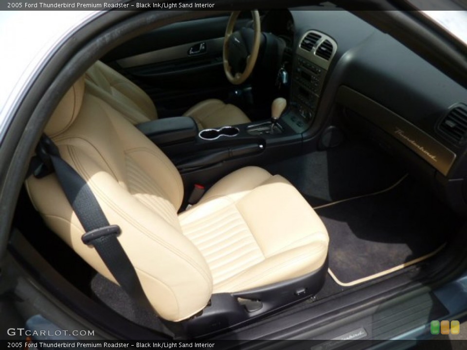 Black Ink/Light Sand Interior Photo for the 2005 Ford Thunderbird Premium Roadster #80951184