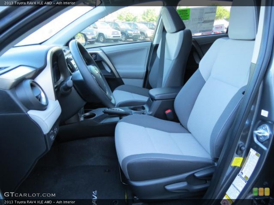 Ash Interior Photo for the 2013 Toyota RAV4 XLE AWD #80952601