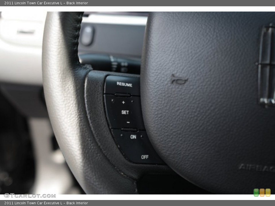 Black Interior Controls for the 2011 Lincoln Town Car Executive L #80954419