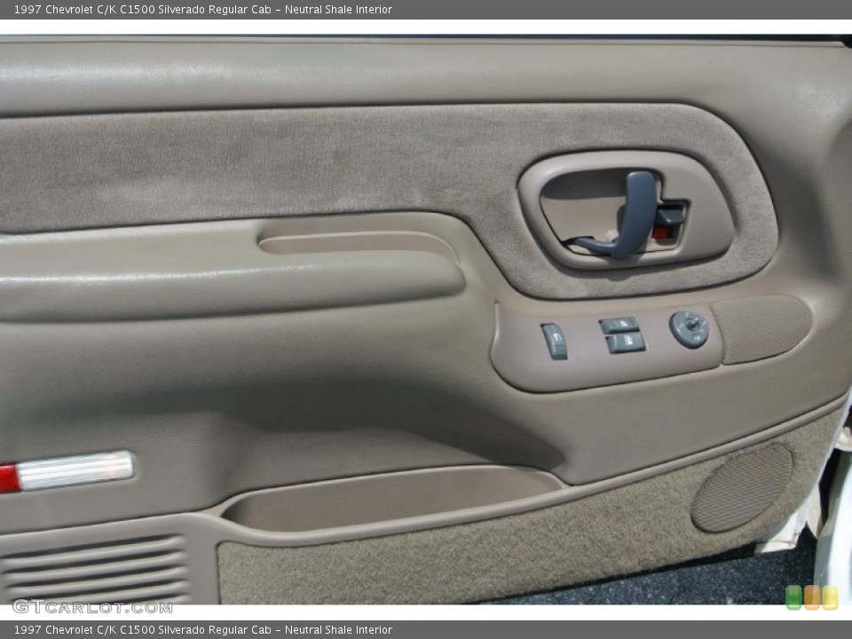Neutral Shale Interior Door Panel for the 1997 Chevrolet C/K C1500 Silverado Regular Cab #80955986