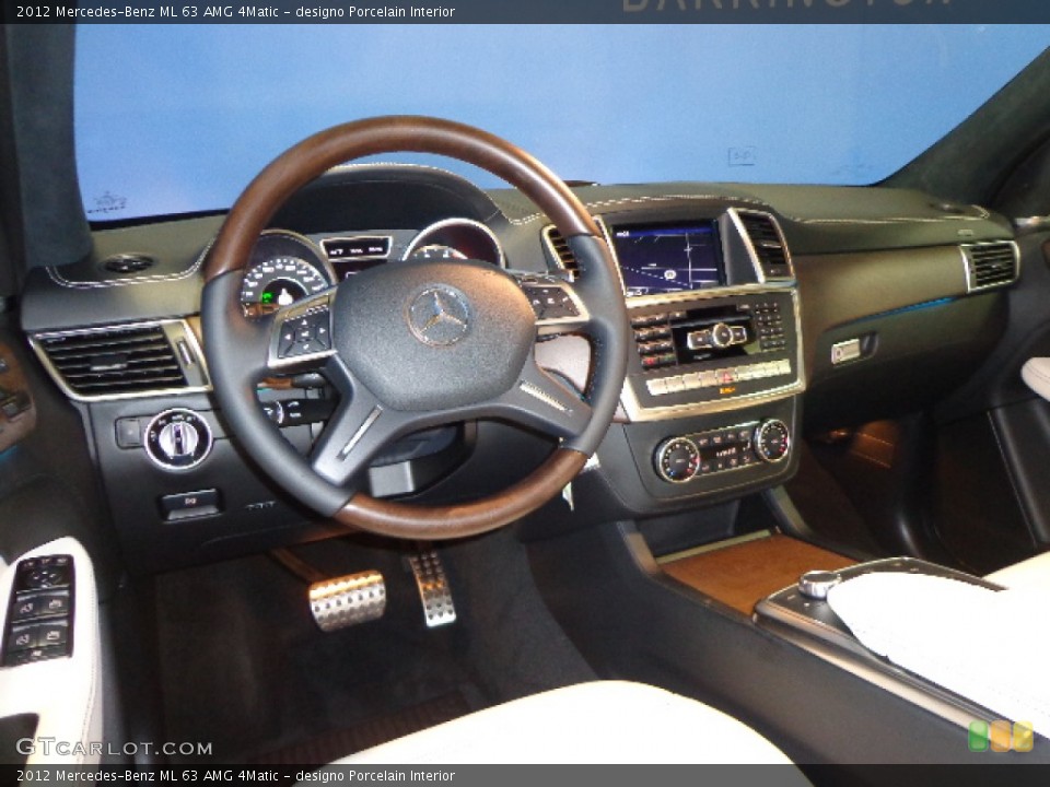 designo Porcelain Interior Dashboard for the 2012 Mercedes-Benz ML 63 AMG 4Matic #80969685