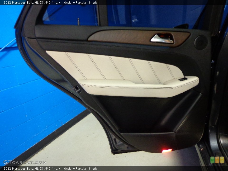 designo Porcelain Interior Door Panel for the 2012 Mercedes-Benz ML 63 AMG 4Matic #80969696