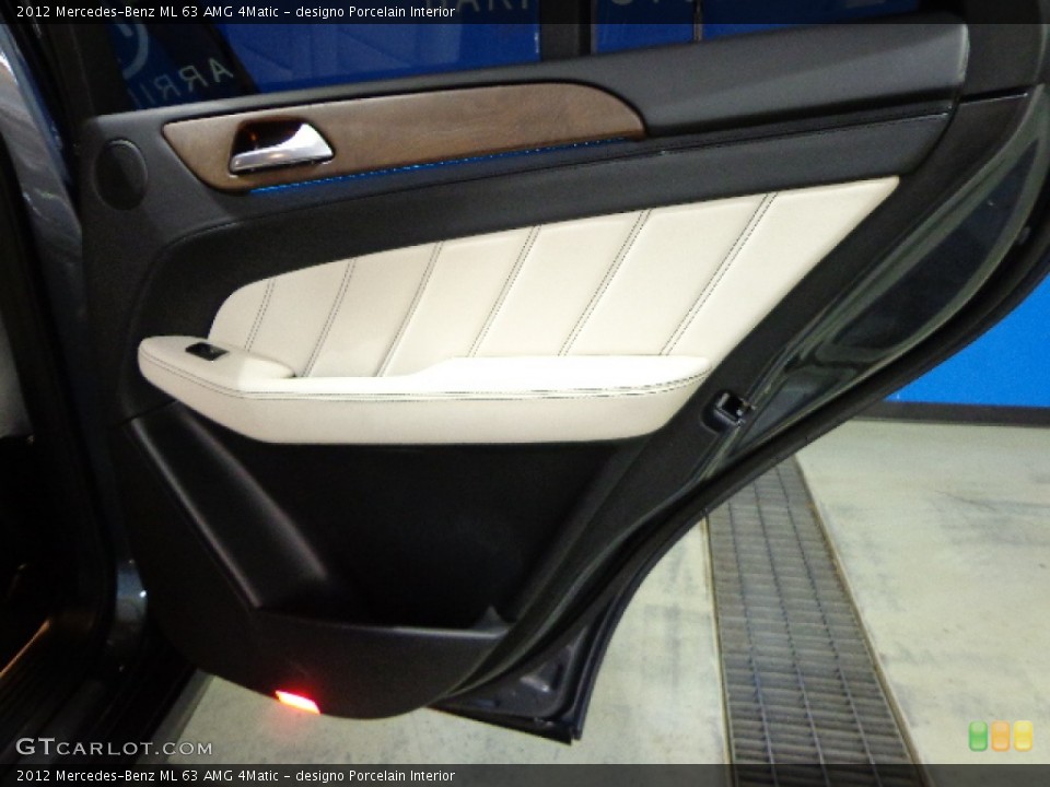 designo Porcelain Interior Door Panel for the 2012 Mercedes-Benz ML 63 AMG 4Matic #80969709