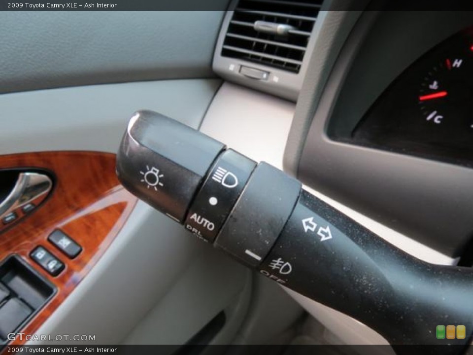 Ash Interior Controls for the 2009 Toyota Camry XLE #80976968