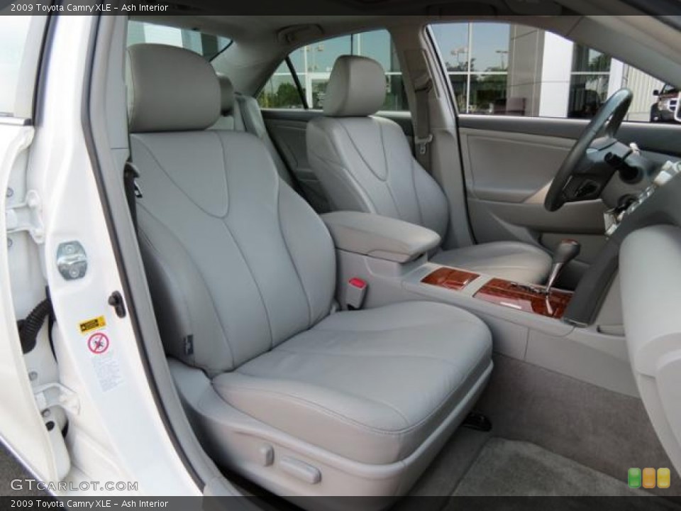 Ash Interior Front Seat for the 2009 Toyota Camry XLE #80977094