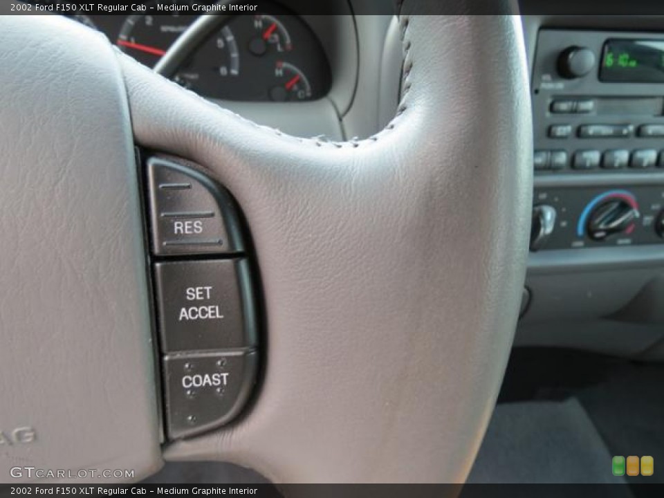 Medium Graphite Interior Controls for the 2002 Ford F150 XLT Regular Cab #80979098