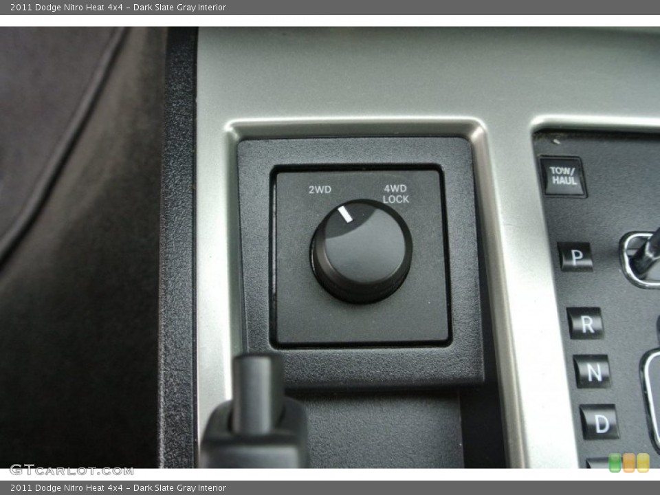 Dark Slate Gray Interior Controls for the 2011 Dodge Nitro Heat 4x4 #80983366