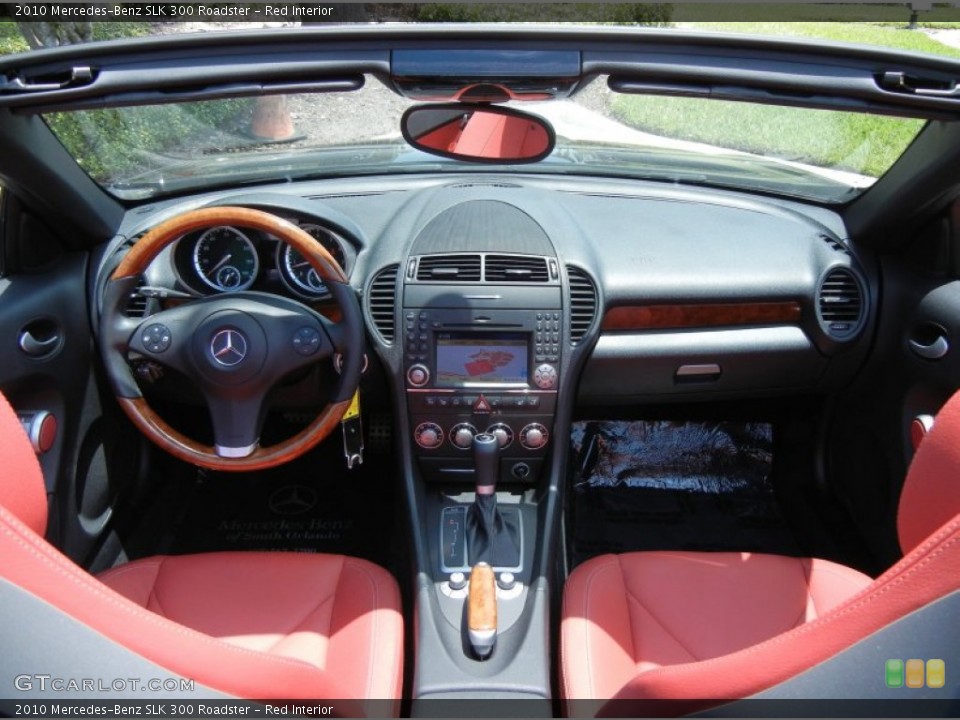 Red Interior Dashboard for the 2010 Mercedes-Benz SLK 300 Roadster #80994368