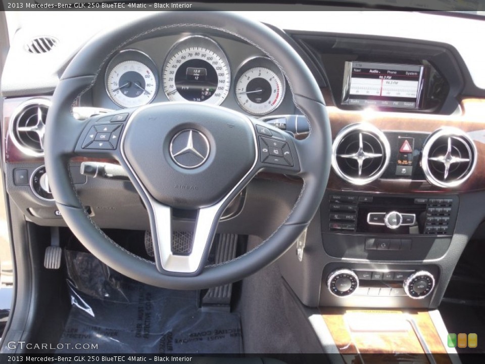 Black Interior Dashboard for the 2013 Mercedes-Benz GLK 250 BlueTEC 4Matic #80996809