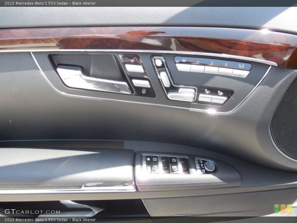 Black Interior Controls for the 2013 Mercedes-Benz S 550 Sedan #80997006