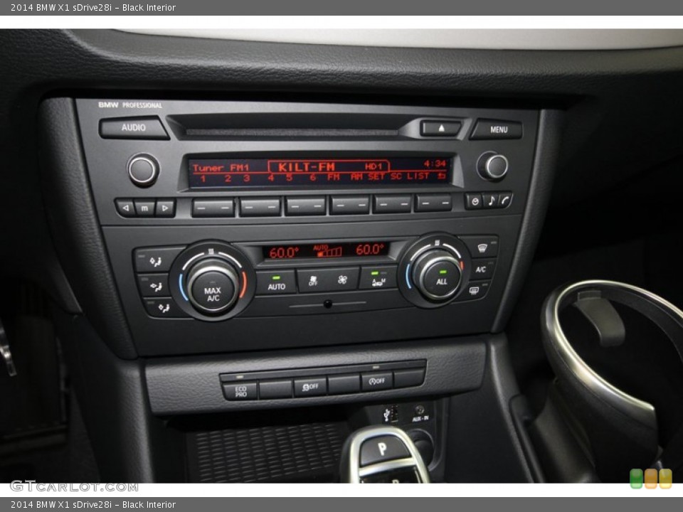 Black Interior Controls for the 2014 BMW X1 sDrive28i #80999730