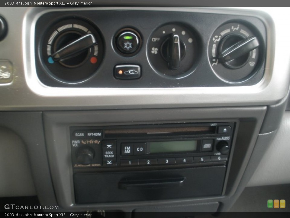 Gray Interior Controls for the 2003 Mitsubishi Montero Sport XLS #81001417