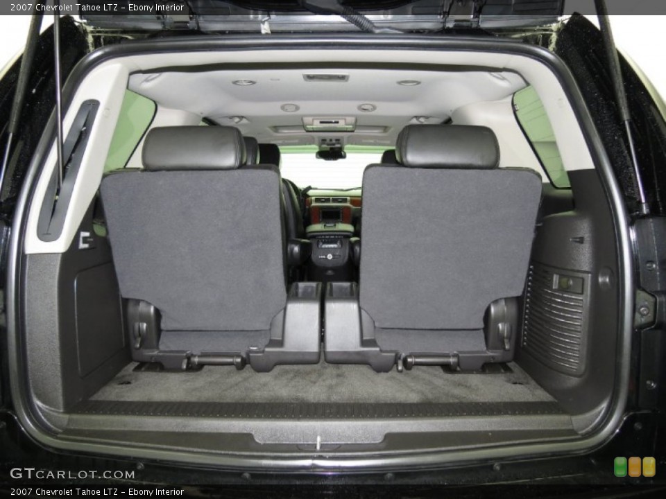 Ebony Interior Trunk for the 2007 Chevrolet Tahoe LTZ #81016534