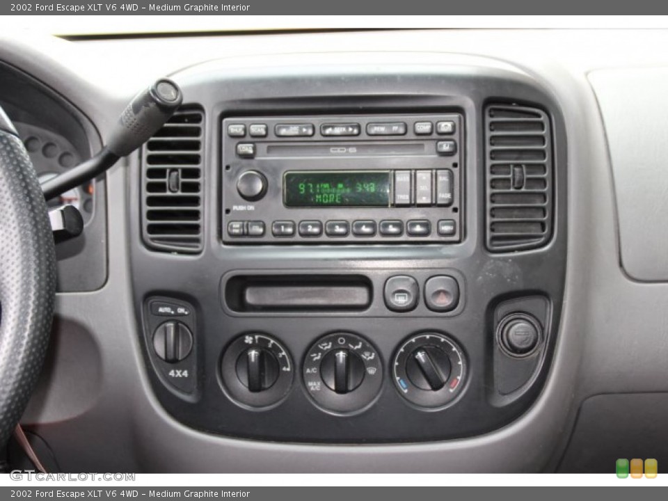 Medium Graphite Interior Controls for the 2002 Ford Escape XLT V6 4WD #81026707