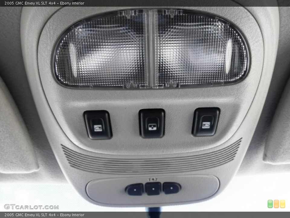 Ebony Interior Controls for the 2005 GMC Envoy XL SLT 4x4 #81028566