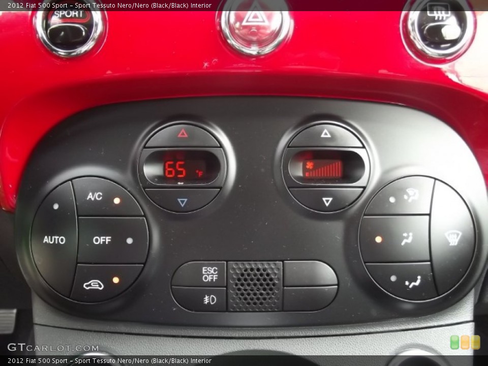 Sport Tessuto Nero/Nero (Black/Black) Interior Controls for the 2012 Fiat 500 Sport #81042822