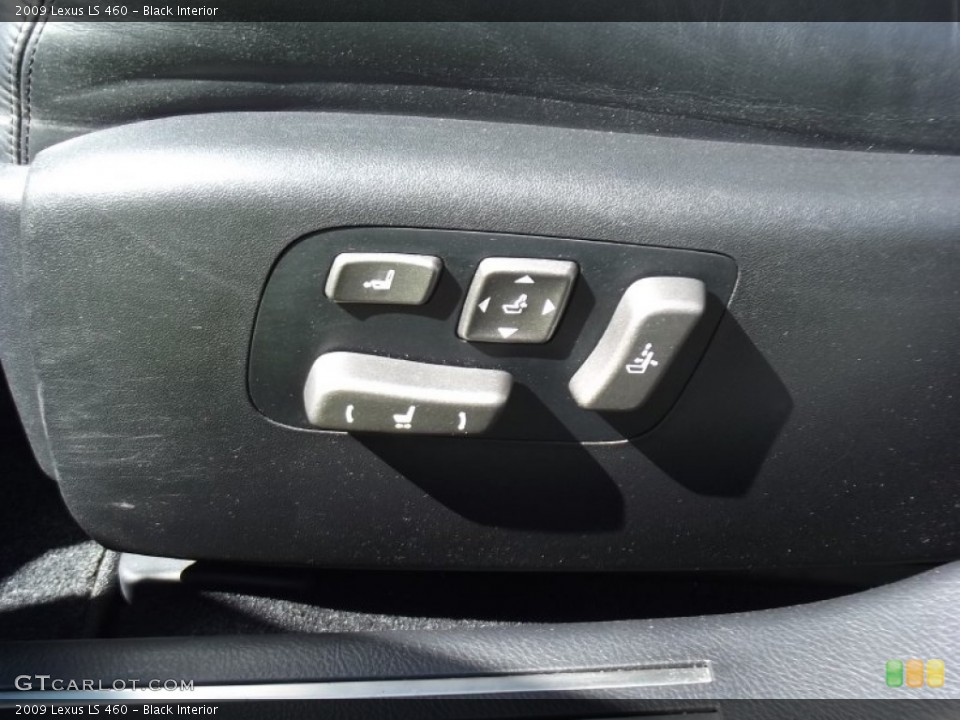 Black Interior Controls for the 2009 Lexus LS 460 #81051747
