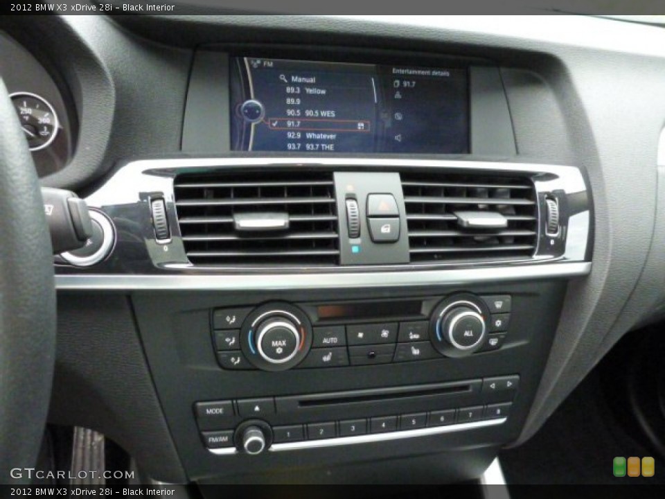 Black Interior Controls for the 2012 BMW X3 xDrive 28i #81077102