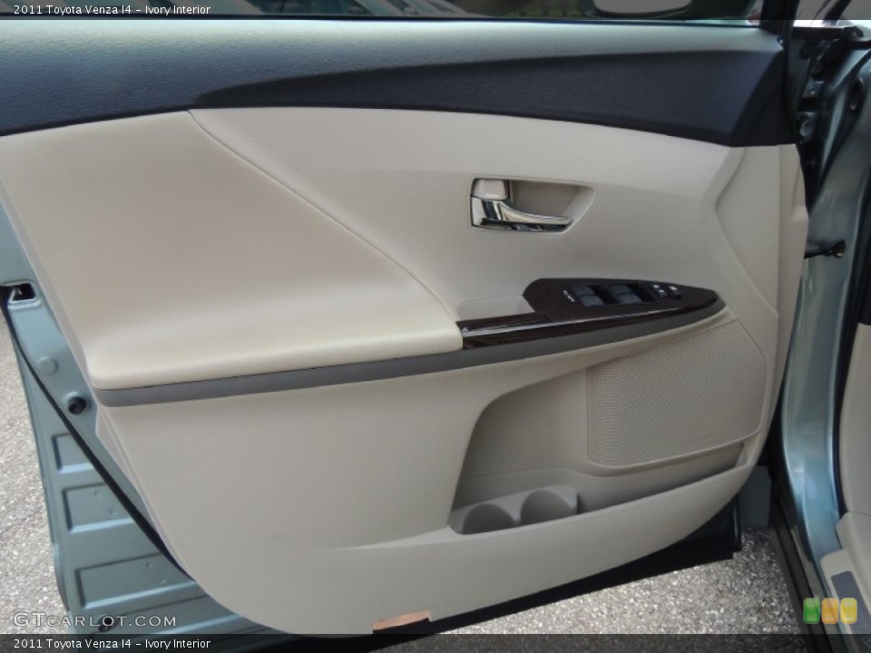 Ivory Interior Door Panel for the 2011 Toyota Venza I4 #81077645