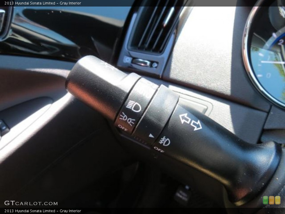 Gray Interior Controls for the 2013 Hyundai Sonata Limited #81084362