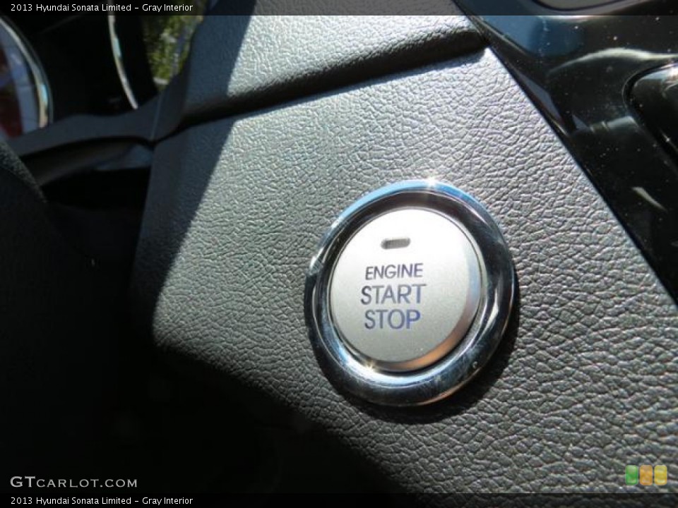 Gray Interior Controls for the 2013 Hyundai Sonata Limited #81084428