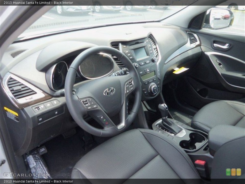 Black Interior Photo for the 2013 Hyundai Santa Fe Limited #81098857