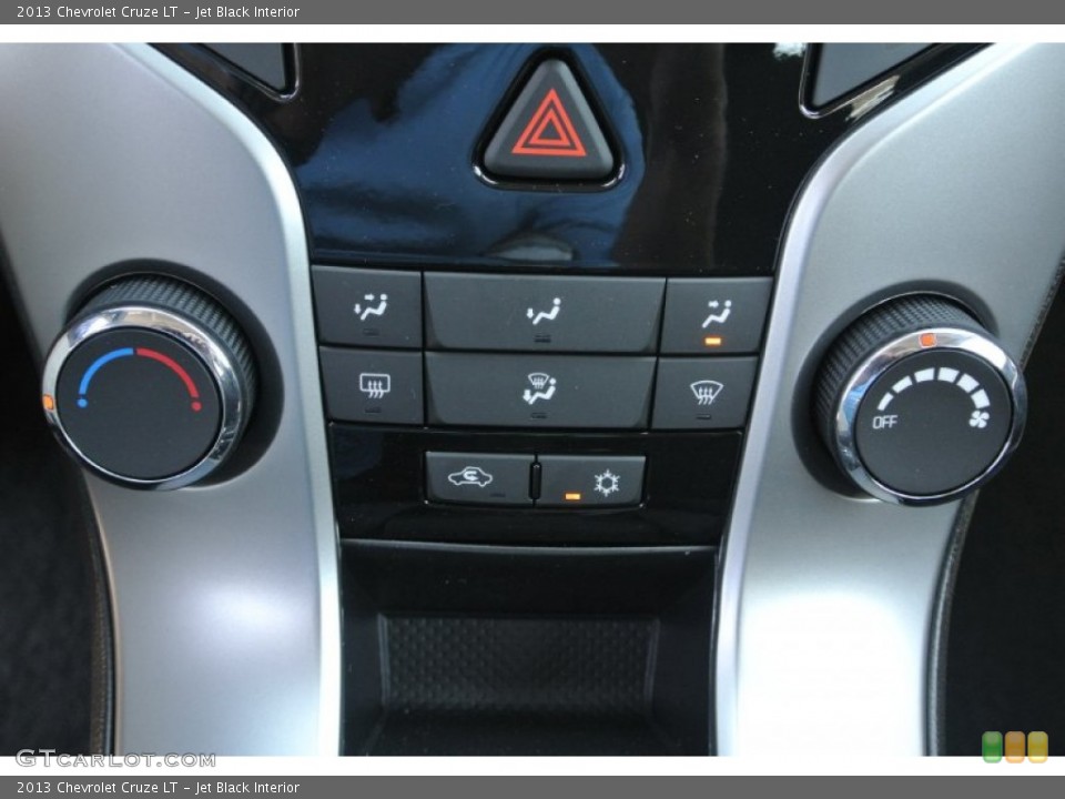 Jet Black Interior Controls for the 2013 Chevrolet Cruze LT #81099488