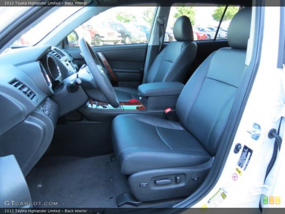 Black Interior Photo for the 2013 Toyota Highlander Limited #81099849