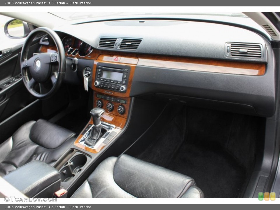 Black Interior Dashboard for the 2006 Volkswagen Passat 3.6 Sedan #81101504