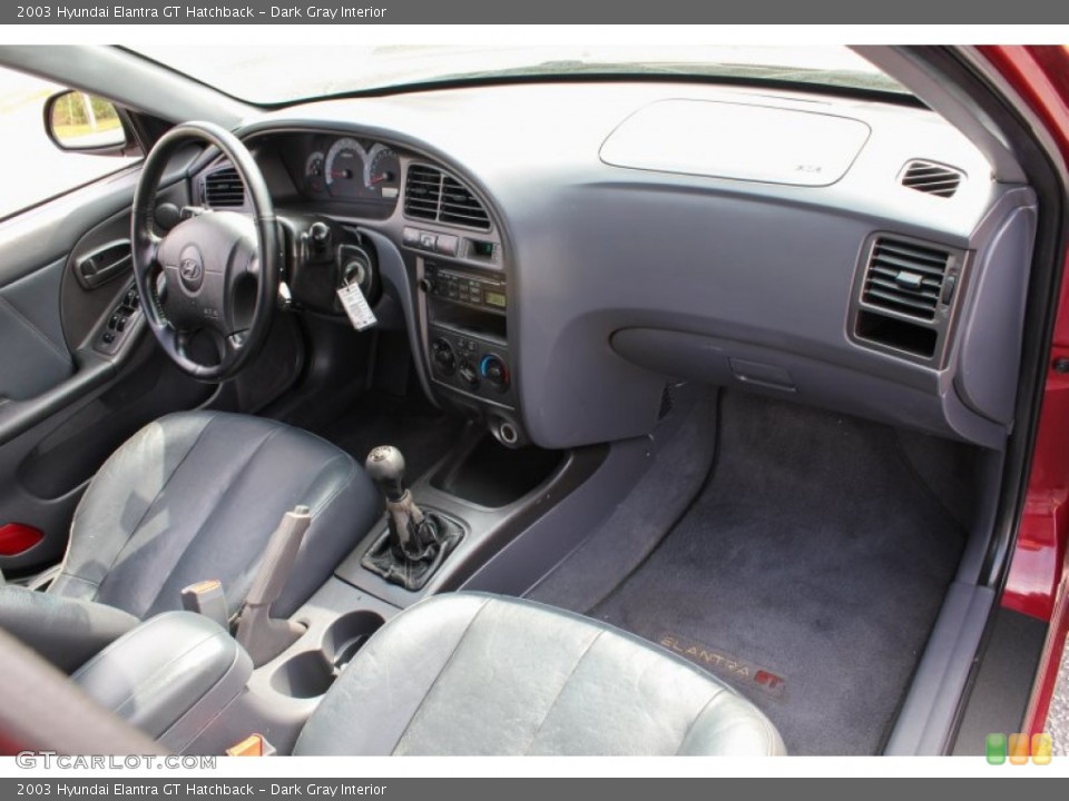 Dark Gray Interior Photo for the 2003 Hyundai Elantra GT Hatchback #81102899