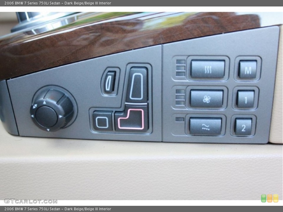 Dark Beige/Beige III Interior Controls for the 2006 BMW 7 Series 750Li Sedan #81113658