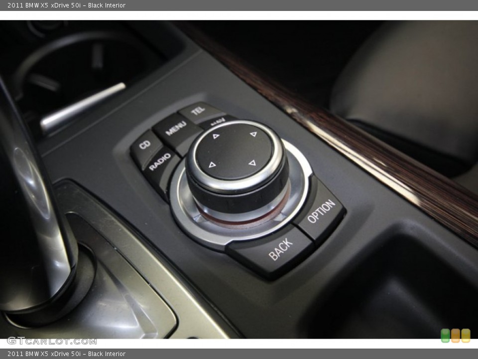 Black Interior Controls for the 2011 BMW X5 xDrive 50i #81118280
