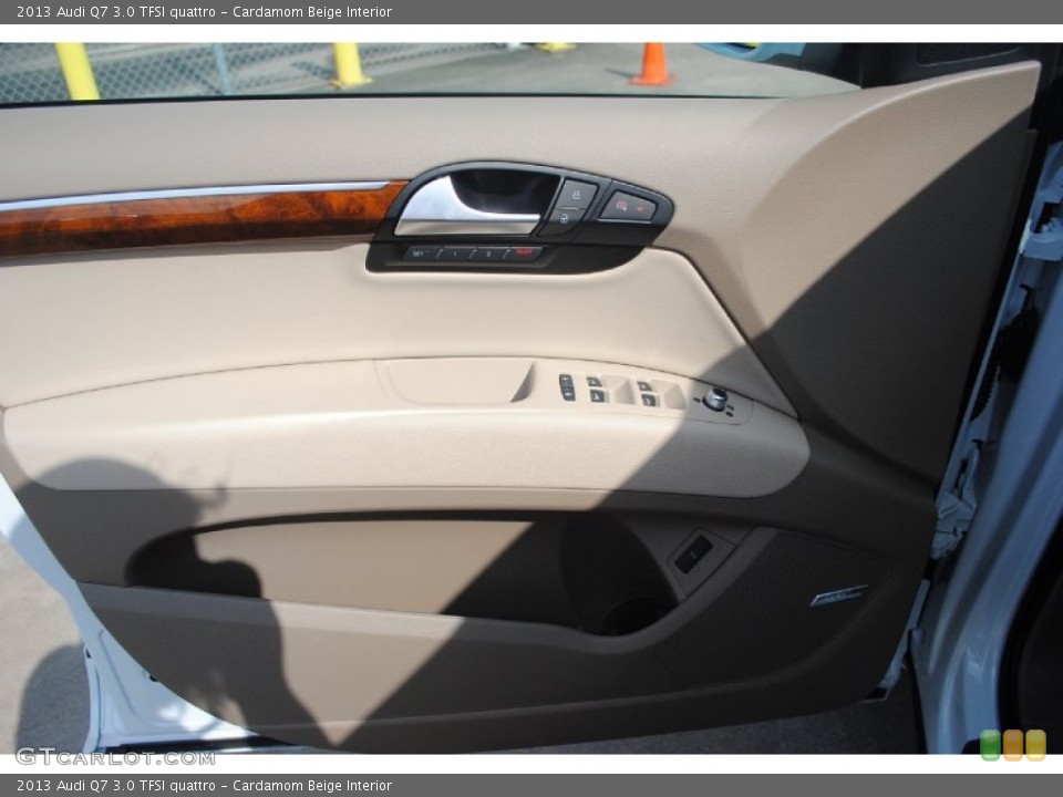 Cardamom Beige Interior Door Panel for the 2013 Audi Q7 3.0 TFSI quattro #81122099