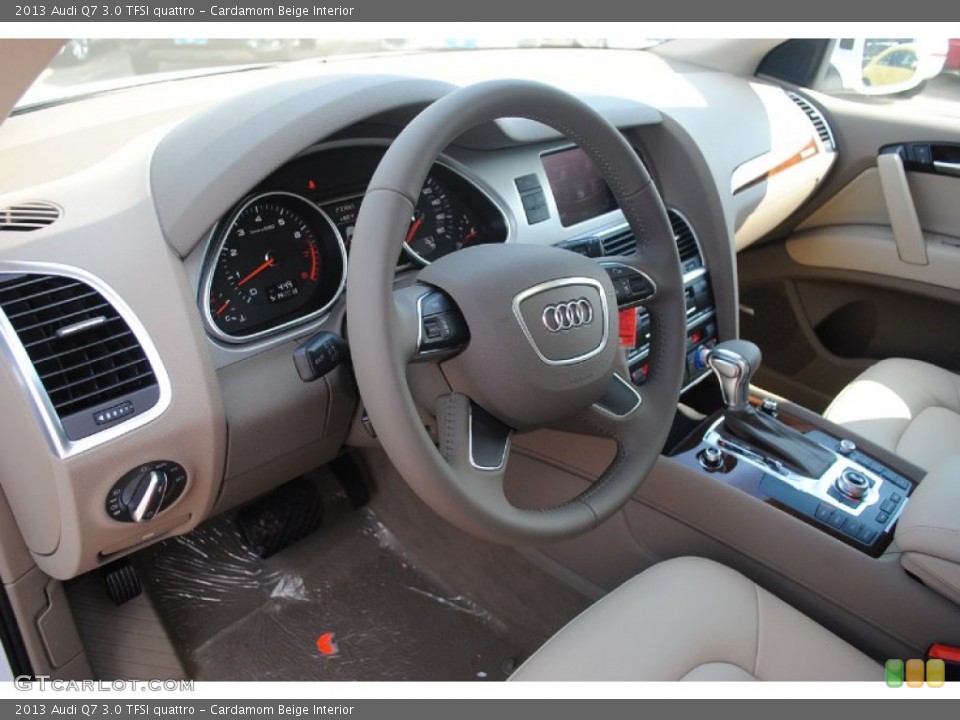 Cardamom Beige Interior Dashboard for the 2013 Audi Q7 3.0 TFSI quattro #81122112