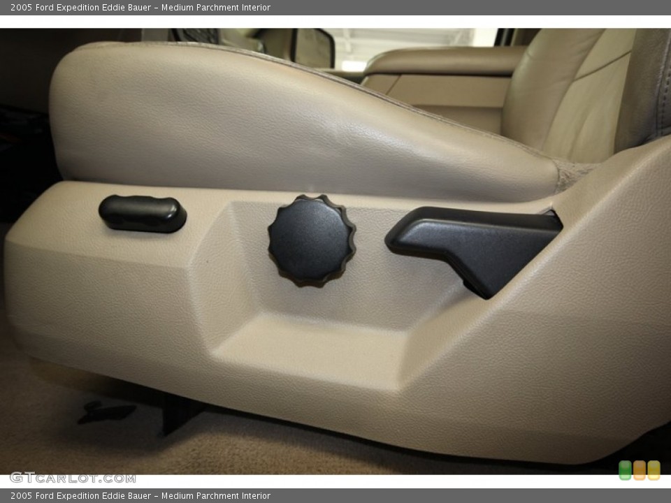 Medium Parchment Interior Controls for the 2005 Ford Expedition Eddie Bauer #81124982
