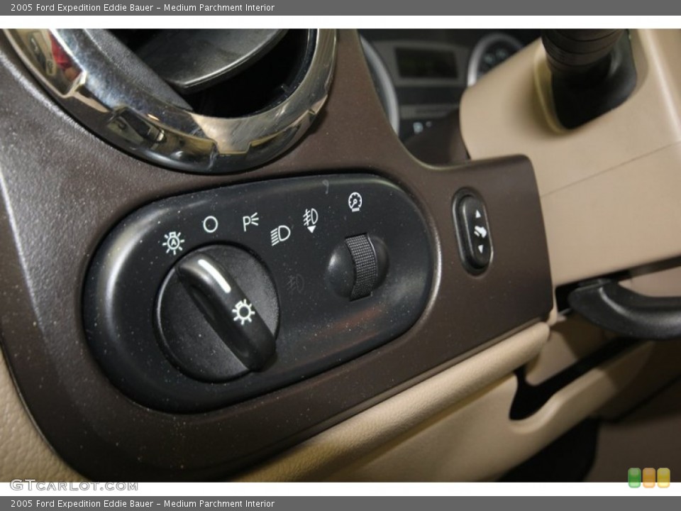 Medium Parchment Interior Controls for the 2005 Ford Expedition Eddie Bauer #81125033