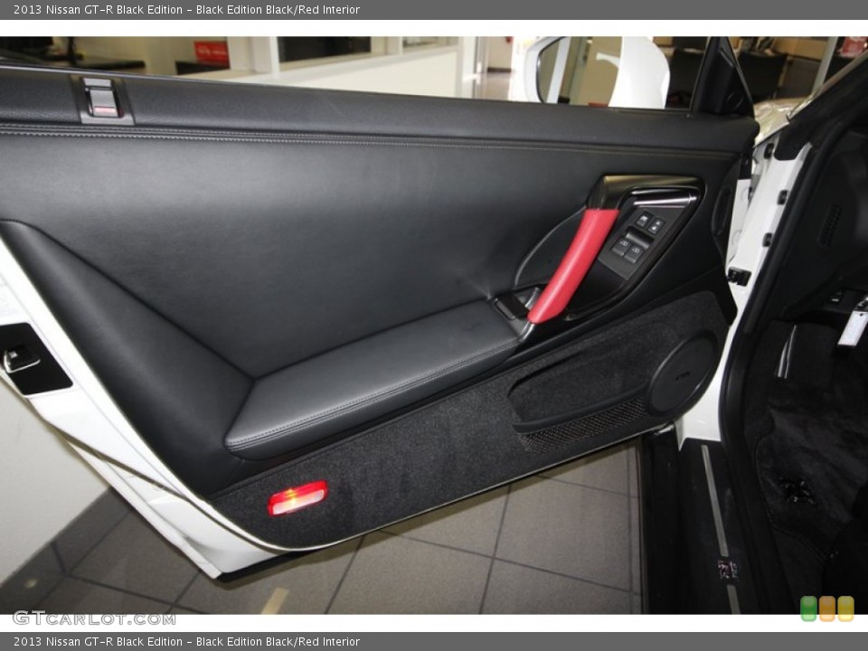 Black Edition Black/Red Interior Door Panel for the 2013 Nissan GT-R Black Edition #81125930