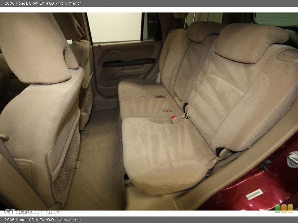 Ivory Interior Rear Seat for the 2006 Honda CR-V EX 4WD #81126095