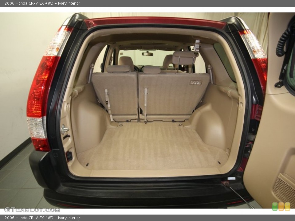 Ivory Interior Trunk for the 2006 Honda CR-V EX 4WD #81126140