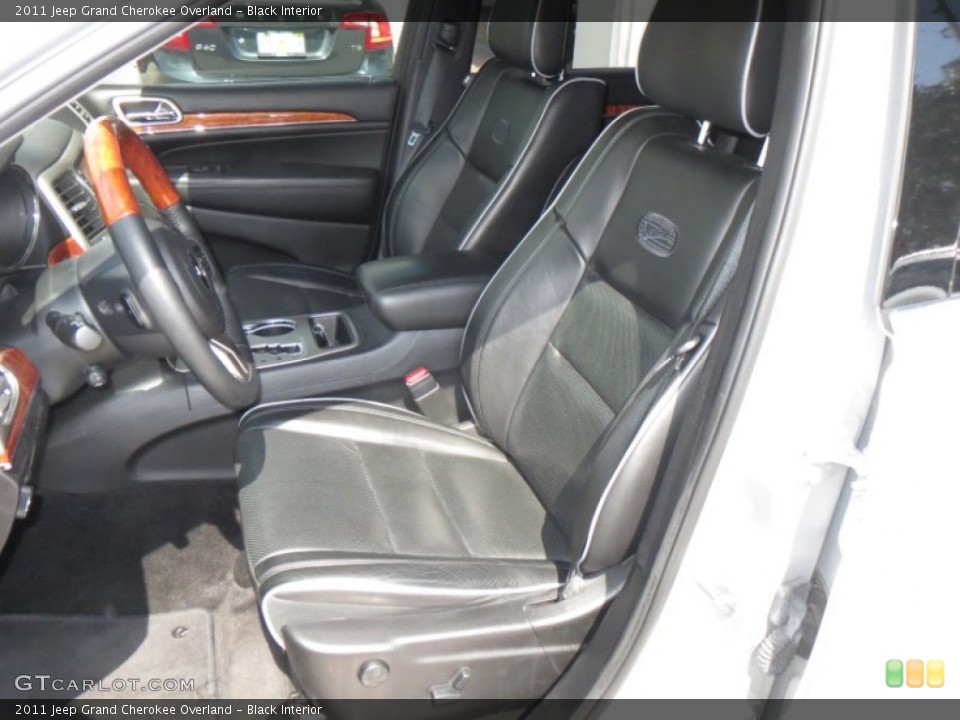Black Interior Photo for the 2011 Jeep Grand Cherokee Overland #81129413