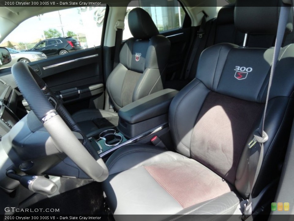 Dark Slate Gray Interior Photo for the 2010 Chrysler 300 300S V8 #81129708