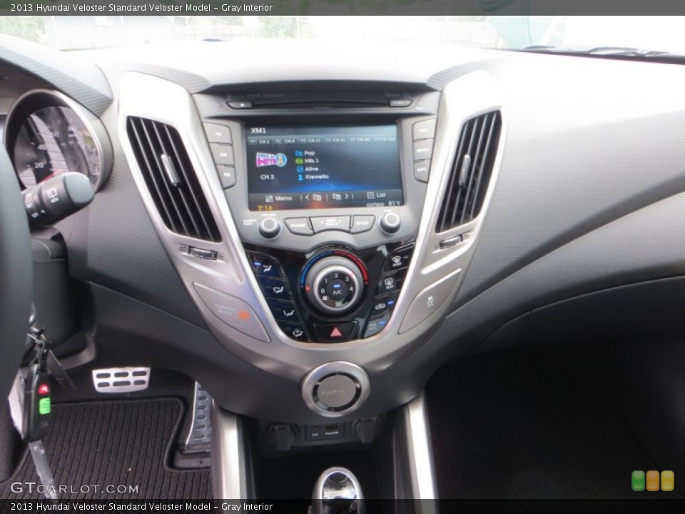 Gray Interior Controls for the 2013 Hyundai Veloster  #81132310