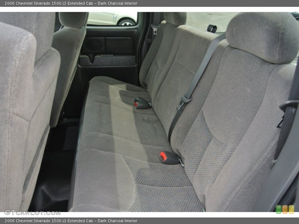 Dark Charcoal Interior Rear Seat for the 2006 Chevrolet Silverado 1500 LS Extended Cab #81133995