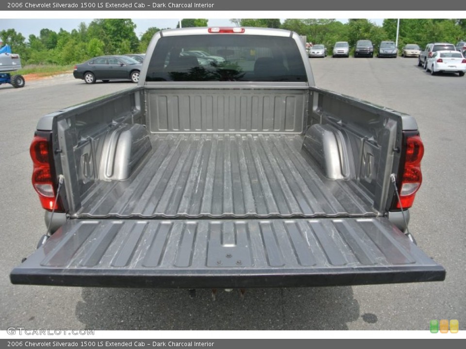 Dark Charcoal Interior Trunk for the 2006 Chevrolet Silverado 1500 LS Extended Cab #81134011