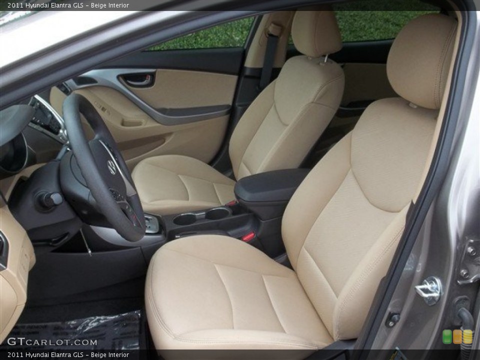 Beige Interior Photo for the 2011 Hyundai Elantra GLS #81138798