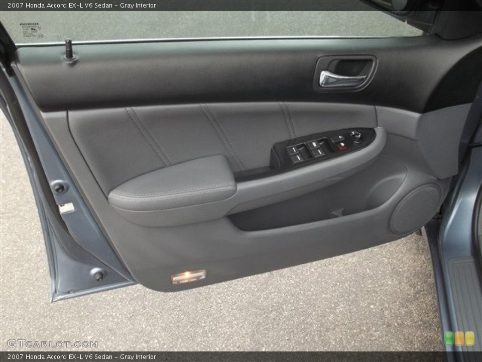 Gray Interior Door Panel for the 2007 Honda Accord EX-L V6 Sedan #81139495