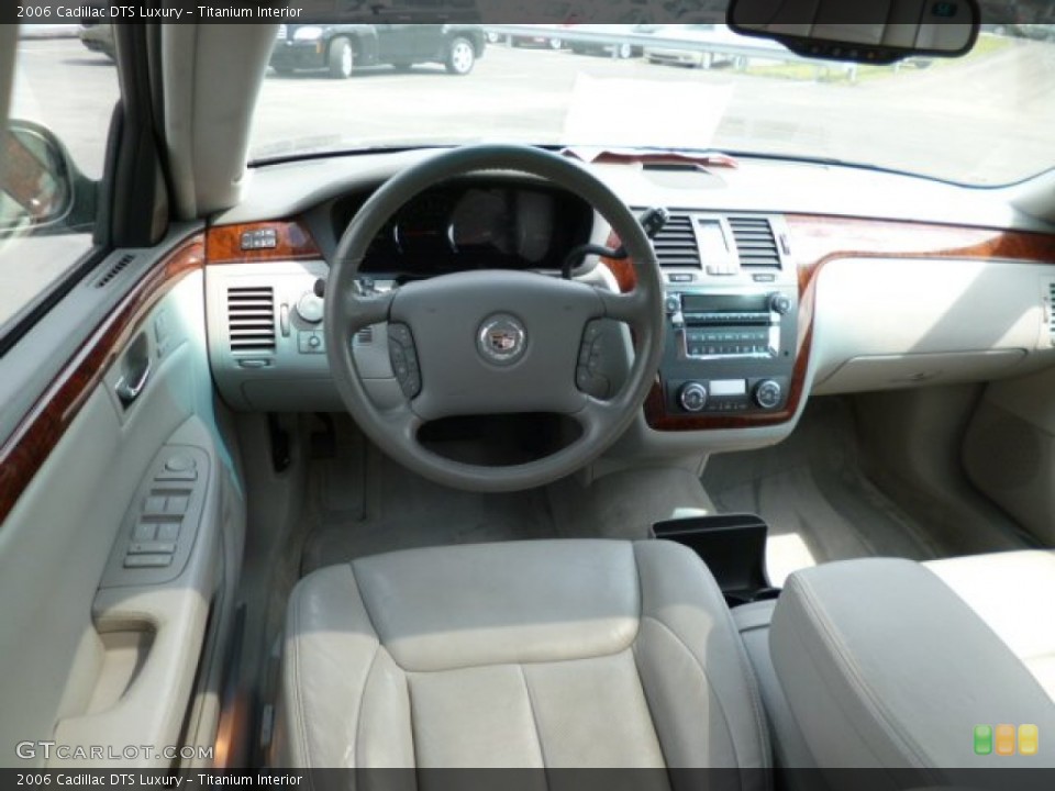 Titanium Interior Dashboard for the 2006 Cadillac DTS Luxury #81142632