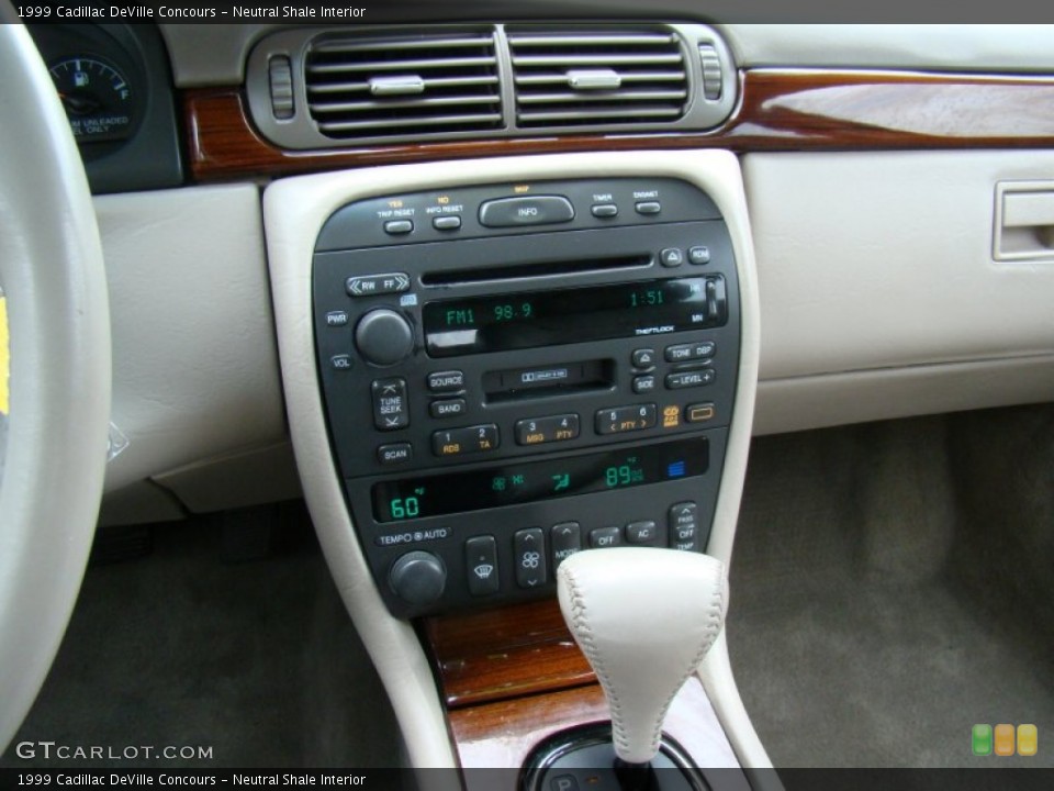 Neutral Shale Interior Controls for the 1999 Cadillac DeVille Concours #81146926